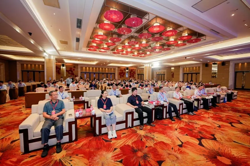 Shandong Steel Structure Industry Association stigum fjögur ný tækniráðstefna og sýning
